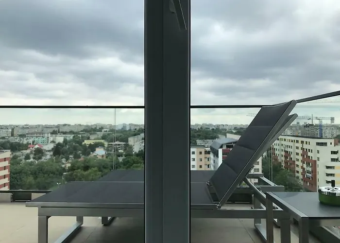 Luxury Westpark 2 With View Appartement Boekarest