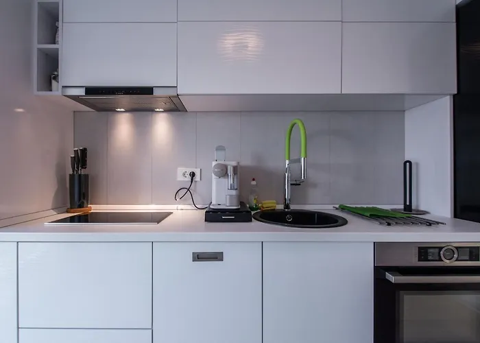 Luxury Westpark 2 With View Apartamento Bucareste