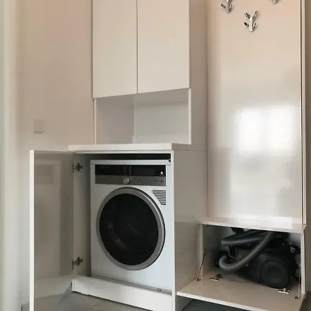 Luxury Westpark 2 With View Апартаменти Бухарест