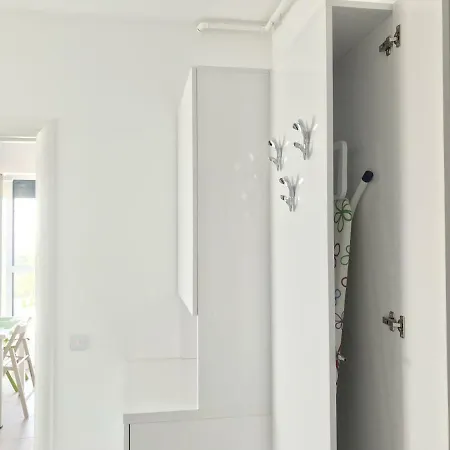 Апартаменти Luxury Westpark 2 With View Бухарест