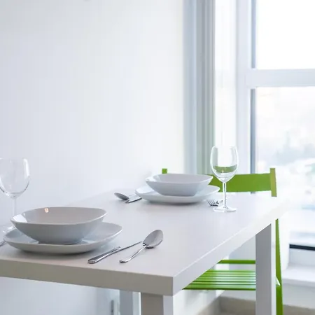 Luxury Westpark 2 With View Апартаменти Бухарест
