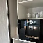 Luxury Westpark 2 With View Apartmán