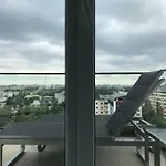Luxury Westpark 2 With View Apartmán Bukurešť